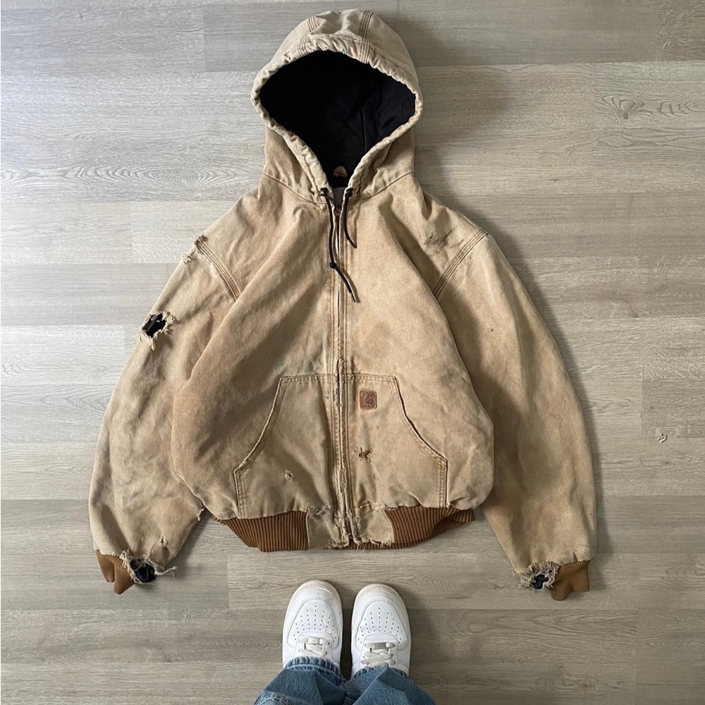 Carhartt preloved jacket